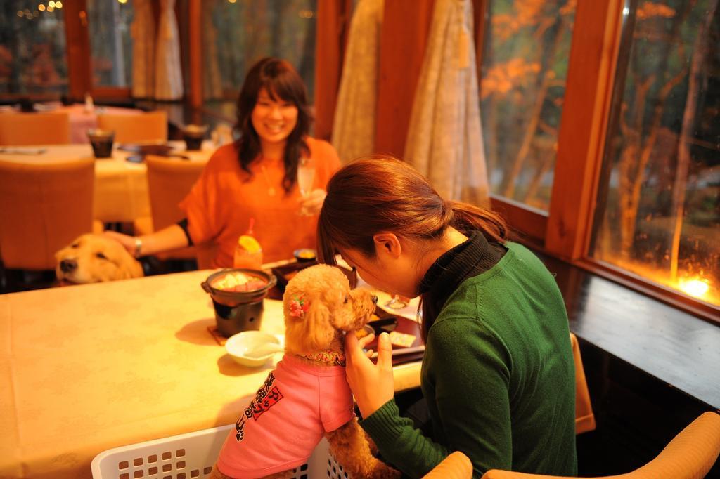 Izumigo Takayama Dog Paradise Hotel Екстер'єр фото