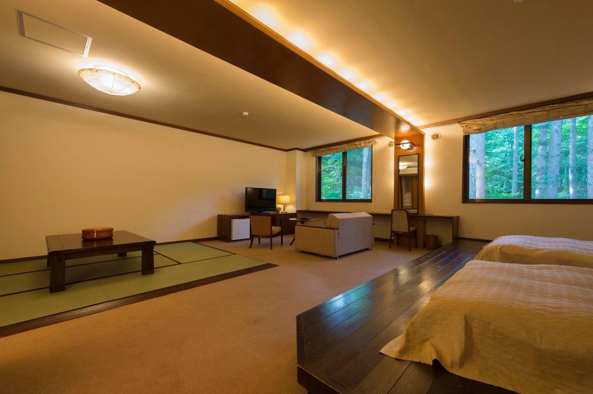 Izumigo Takayama Dog Paradise Hotel Екстер'єр фото