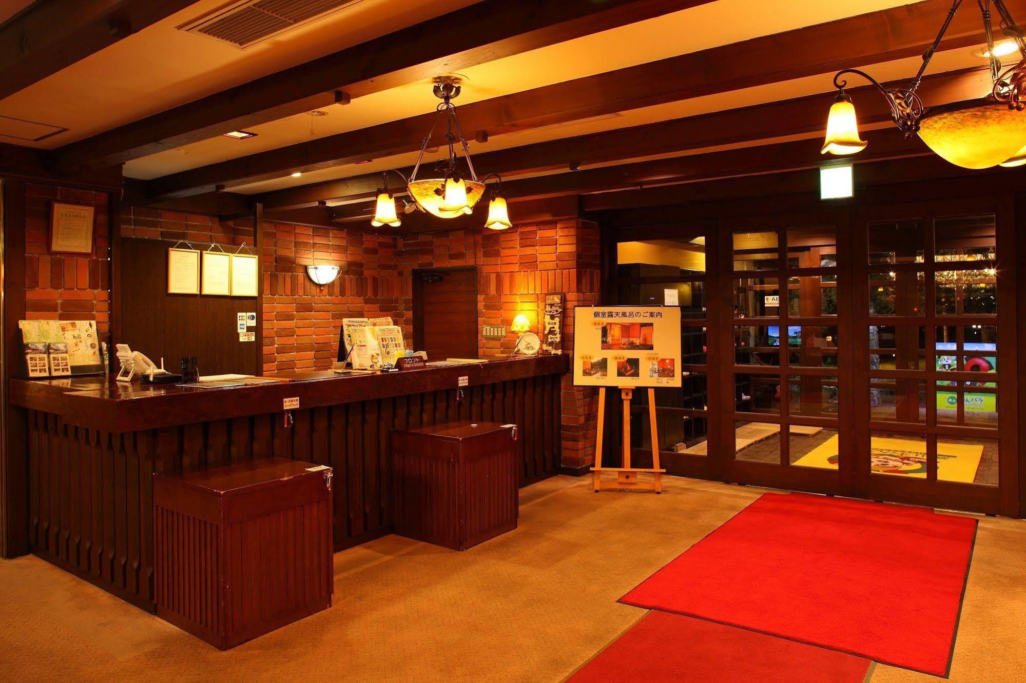 Izumigo Takayama Dog Paradise Hotel Екстер'єр фото